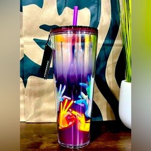 Starbucks New summer 2023 Deaf artist Wang sign language art plastic tumbler